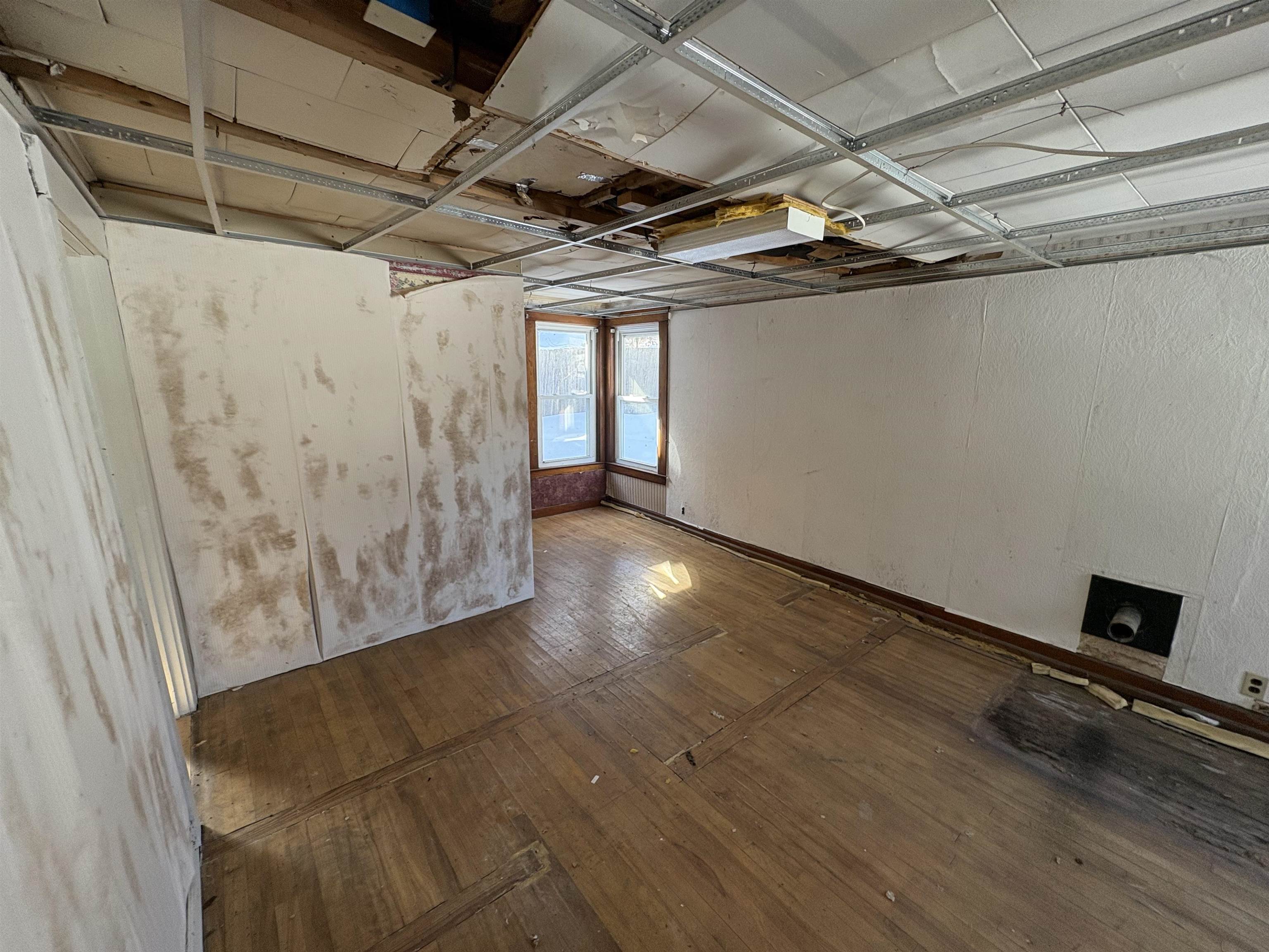 166 Hooker Hill Road St. Johnsbury, VT 05819 - Photo 12 of 52