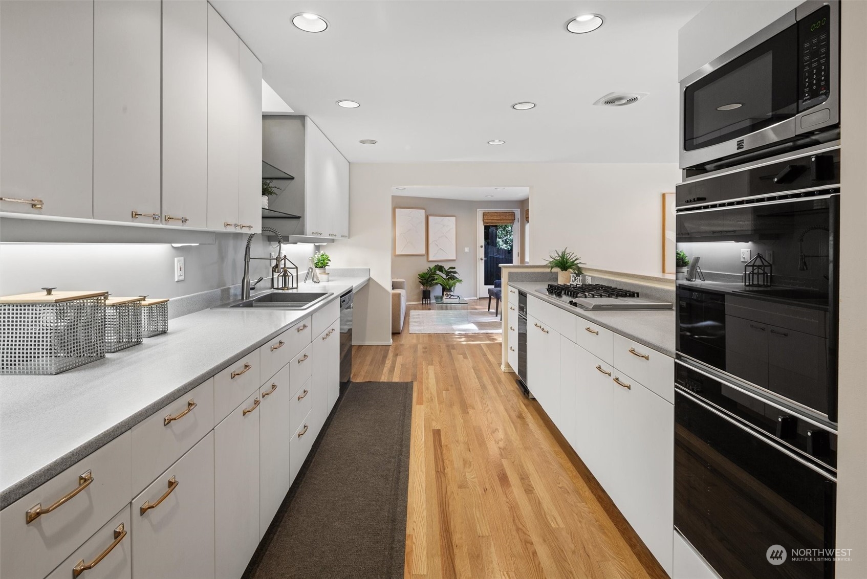 3 Lindley Road Mercer Island, WA 98040 - Photo 8 of 37 a large kitchen with stainless steel appliances