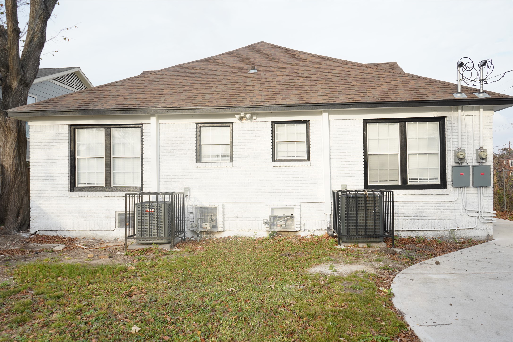 2516 Isabella Street Houston, TX 77004 - Photo 3 of 13