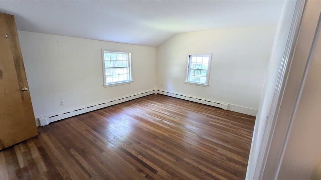 20 Colonial Road Hingham, MA 02043 - Photo 16 of 19