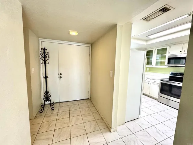 $3,000 | 137 South Torremolinos Drive, Rancho Mirage, CA 92270