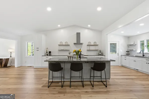 $695,000 | 230 Majors Lane, Rabun Gap, GA 30568