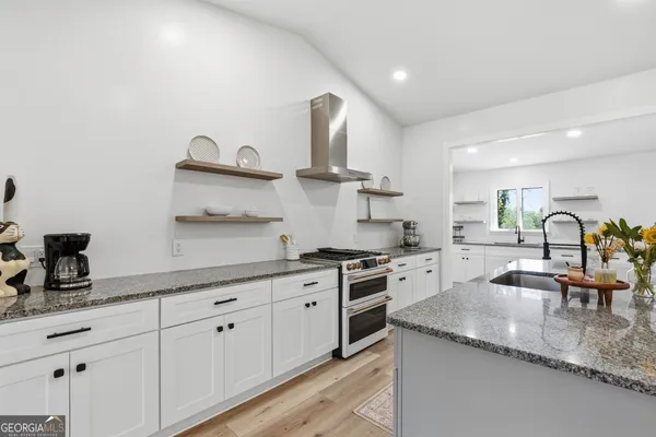 $695,000 | 230 Majors Lane, Rabun Gap, GA 30568