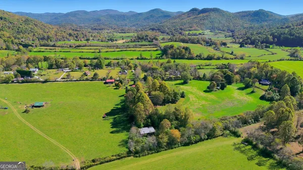 $695,000 | 230 Majors Lane, Rabun Gap, GA 30568