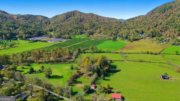 $695,000 | 230 Majors Lane, Rabun Gap, GA 30568