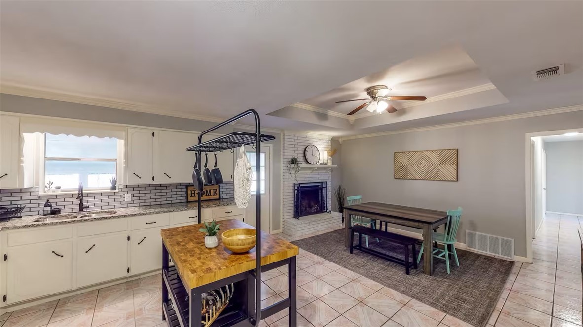 4736 Gholson Road Waco, TX 76705 - Photo 18 of 31