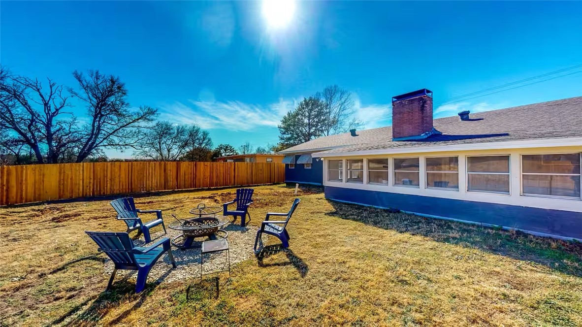 4736 Gholson Road Waco, TX 76705 - Photo 2 of 31