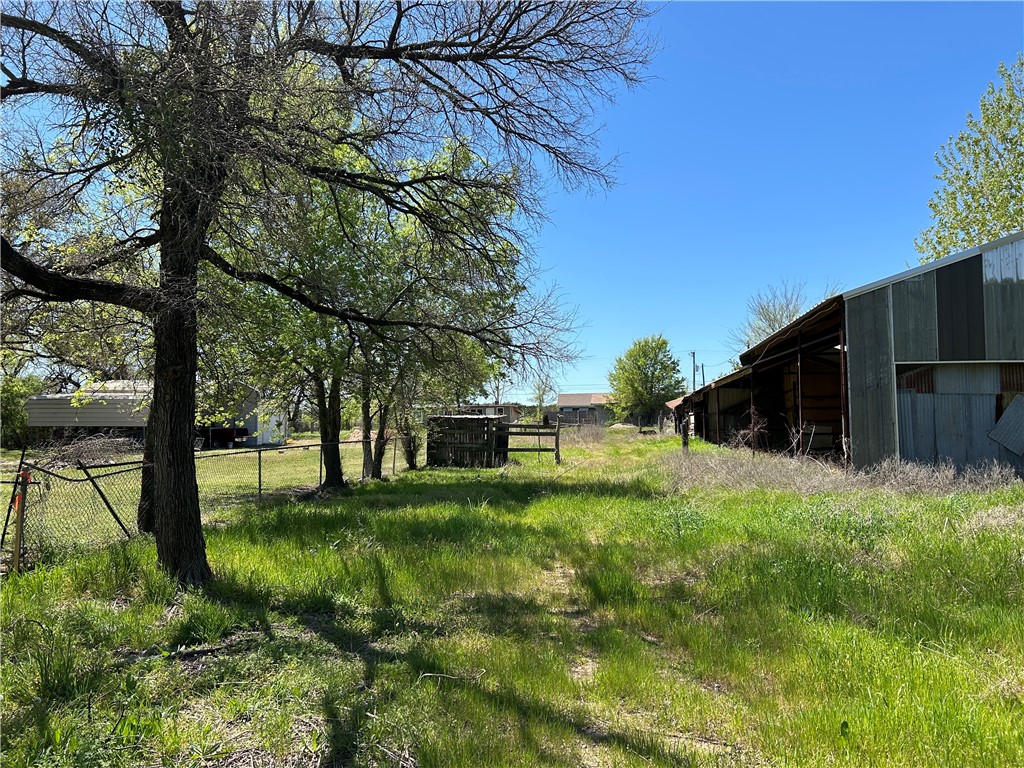 4736 Gholson Road Waco, TX 76705 - Photo 26 of 31