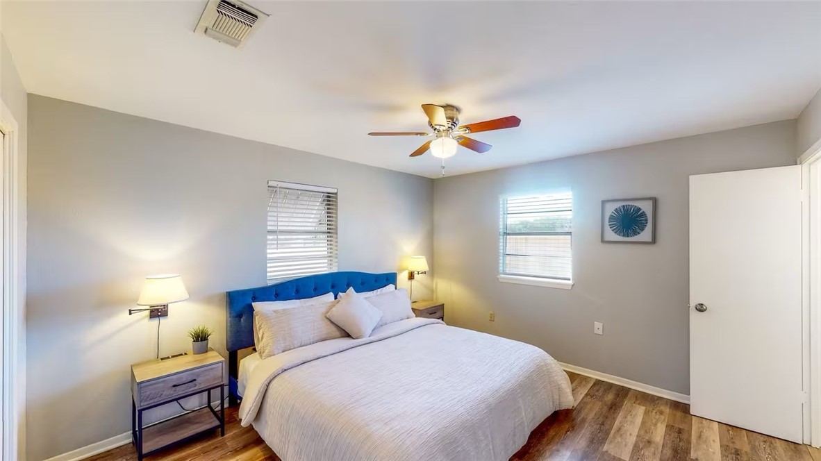 4736 Gholson Road Waco, TX 76705 - Photo 10 of 31