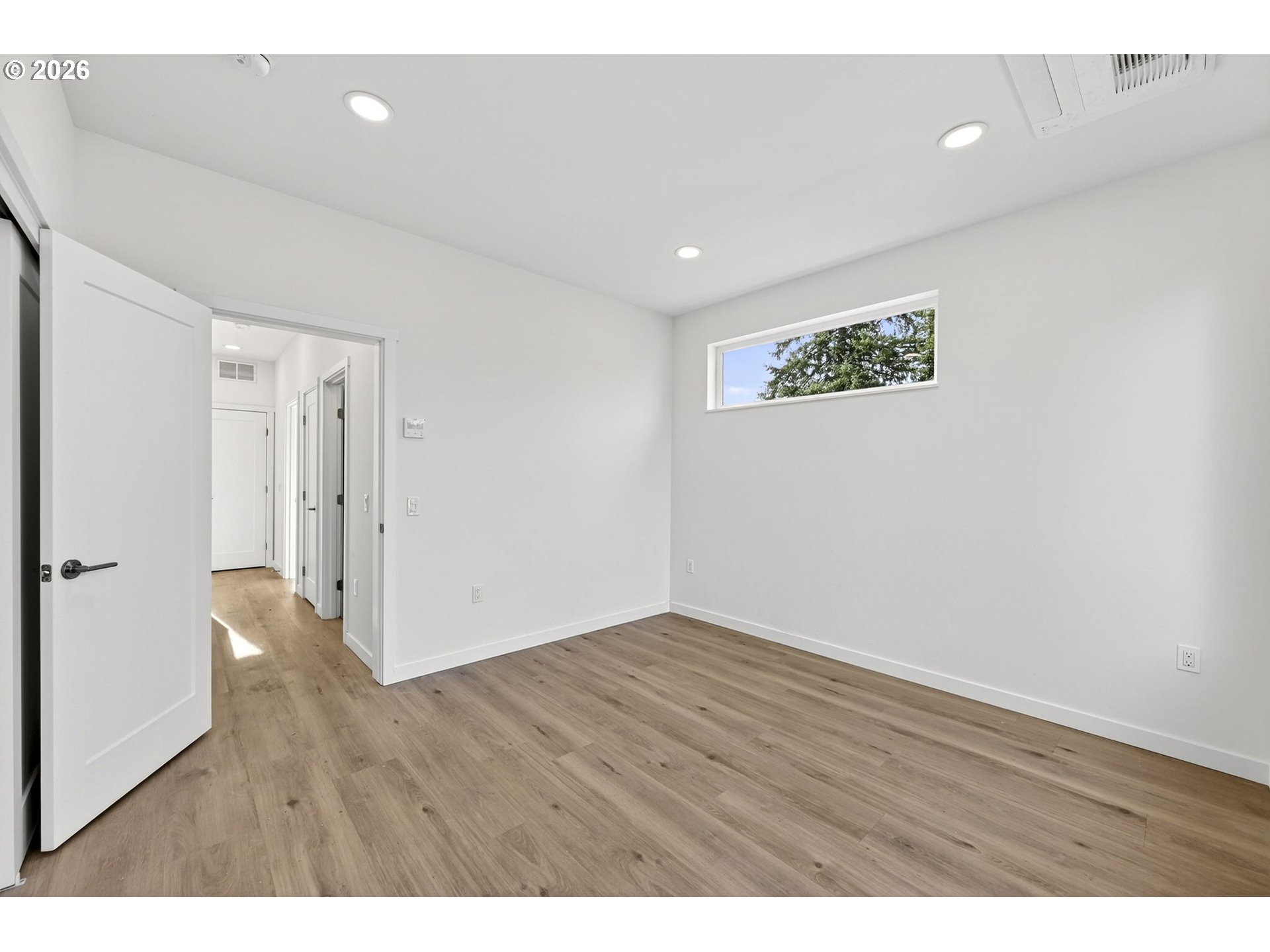 7280 Northeast Going Street Portland, OR 97218 - Photo 10 of 23