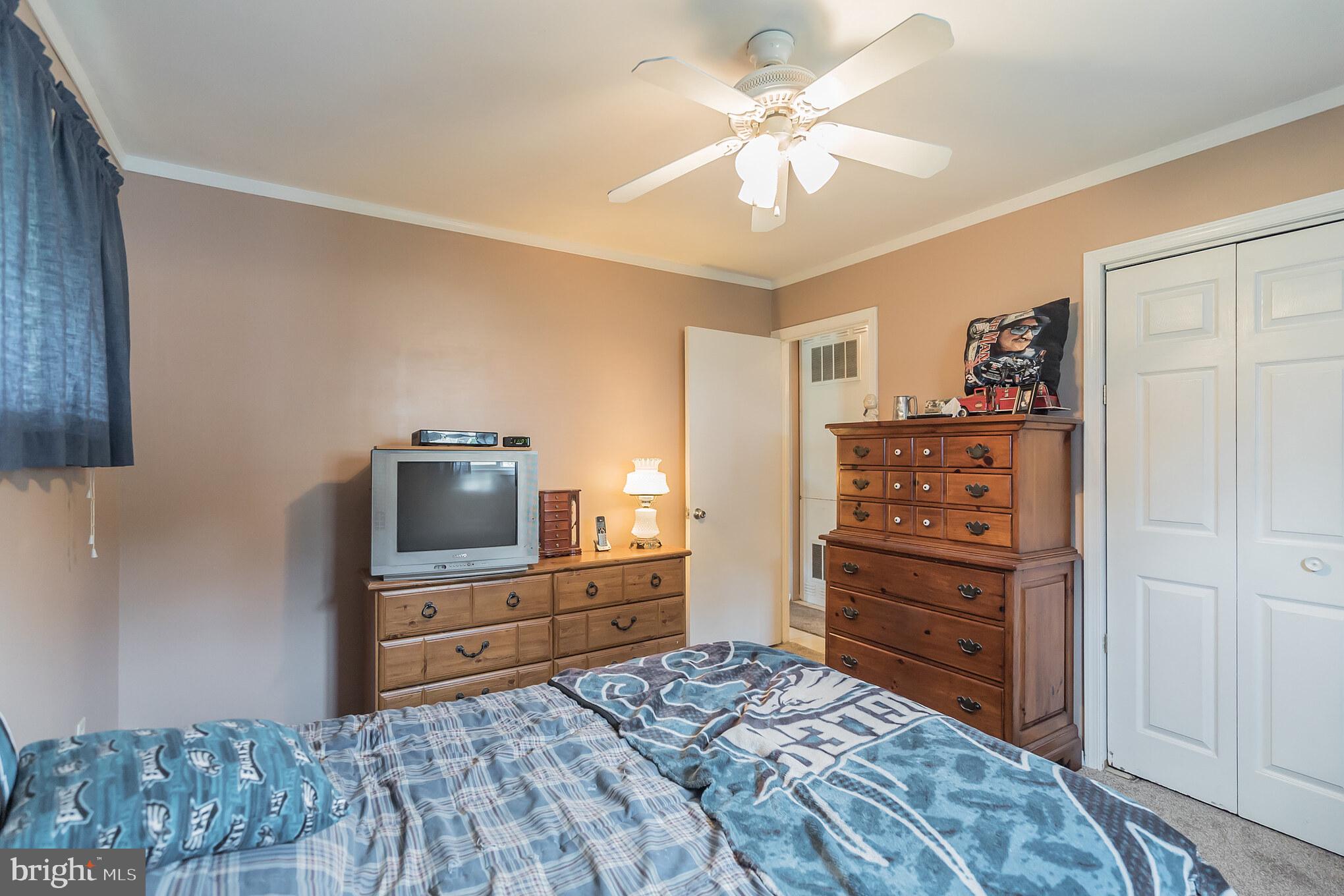 6 Umber Road Levittown, PA 19056 - Photo 17 of 30 Gallery Image 17