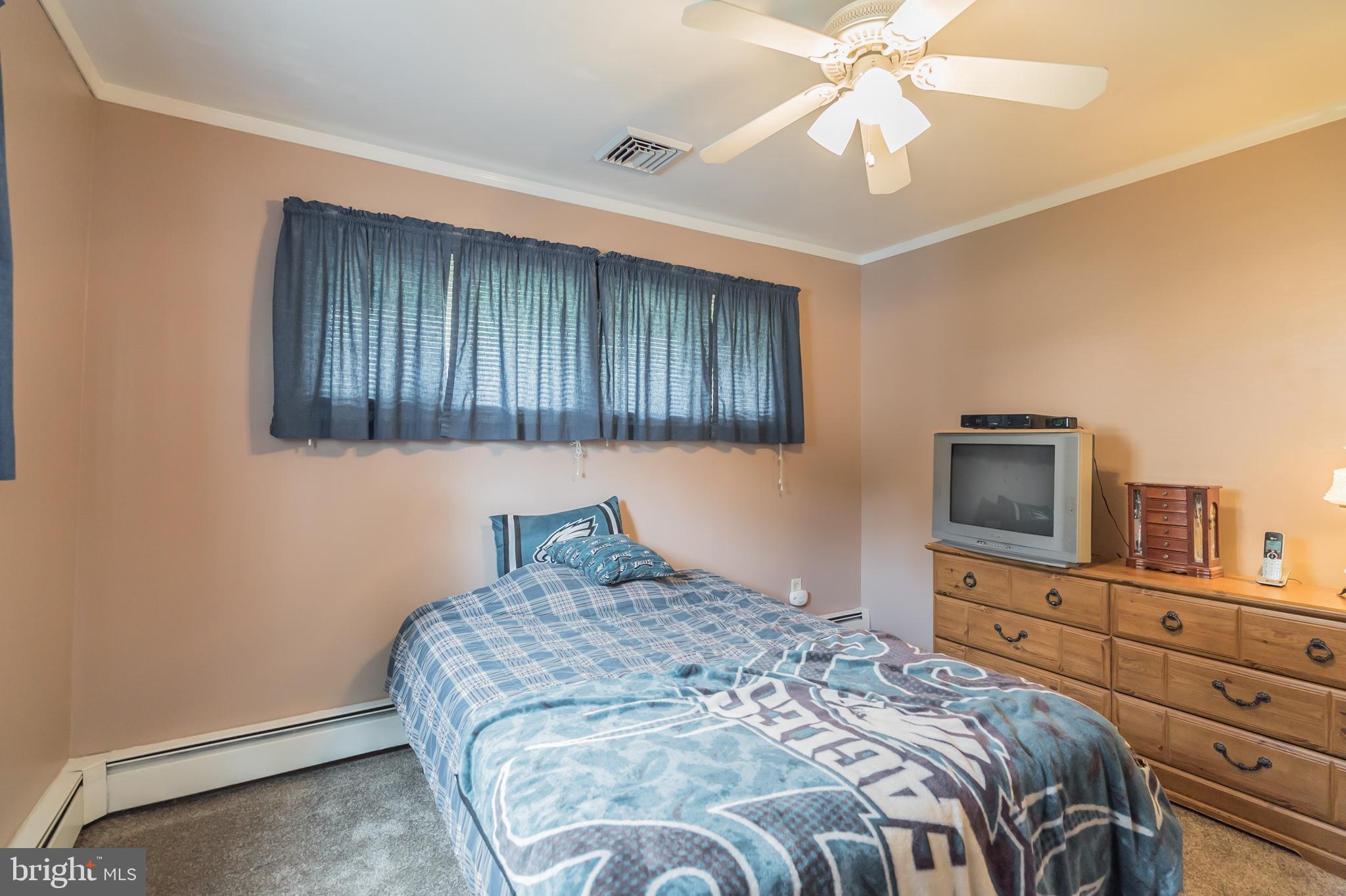 6 Umber Road Levittown, PA 19056 - Photo 20 of 30 Gallery Image 20