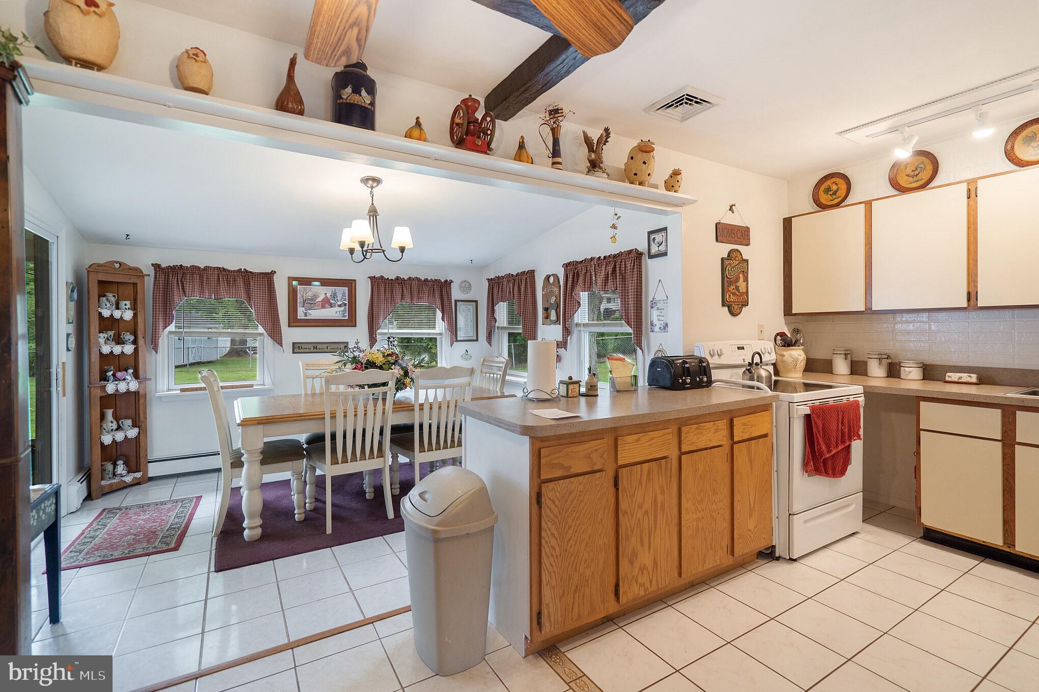 6 Umber Road Levittown, PA 19056 - Photo 8 of 30 Gallery Image 8