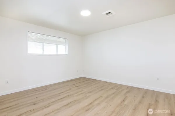 $320,000 | 3201 Pacific Avenue, Unit 907, Tacoma, WA 98418