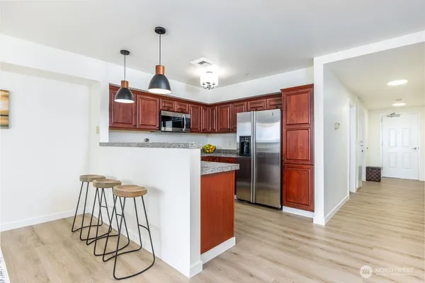 $320,000 | 3201 Pacific Avenue, Unit 907, Tacoma, WA 98418