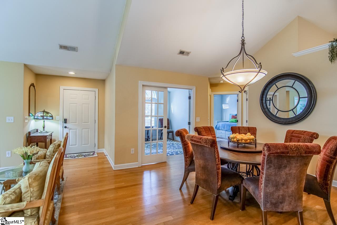 158 Grinders Circle Greer, SC 29650 - Photo 8 of 33