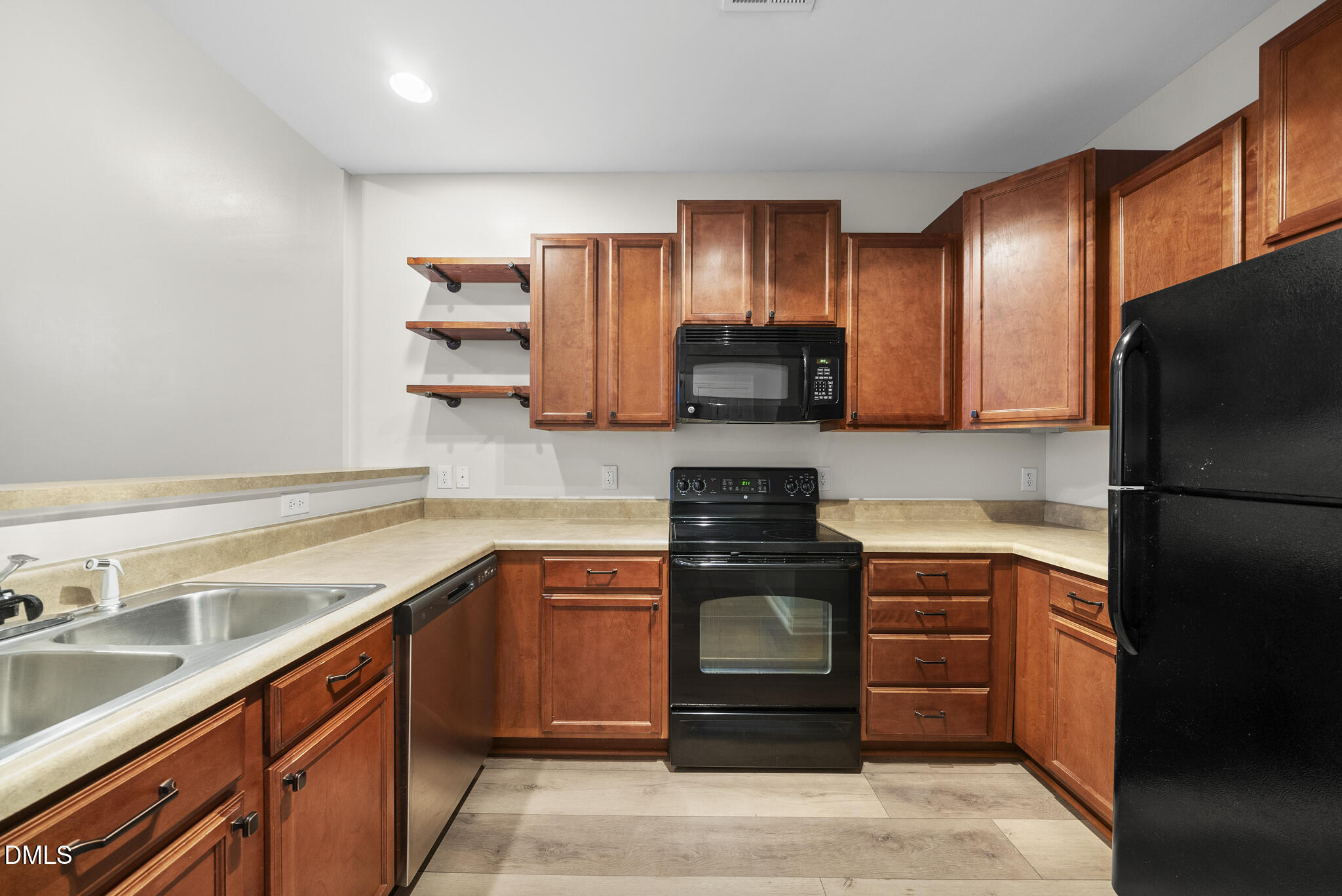 4806 Landover Arbor Place Raleigh, NC 27616 - Photo 11 of 40 DSC06349