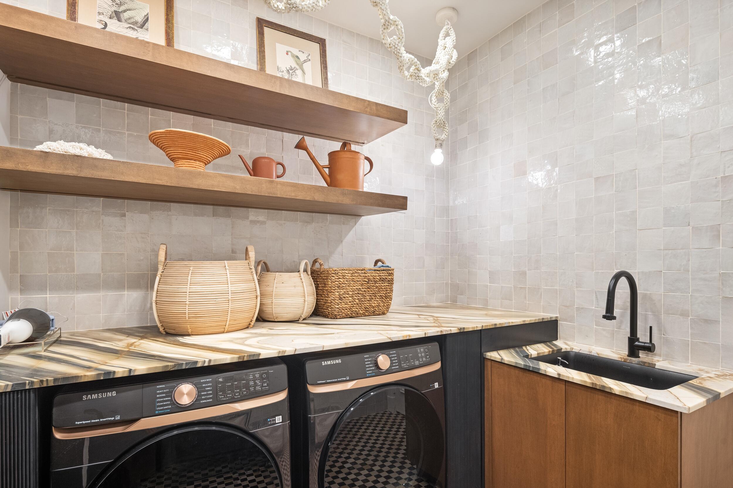 422 Addison Park Lane Boca Raton, FL 33432 - Photo 17 of 70 a kitchen with a sink a stove and cabinets