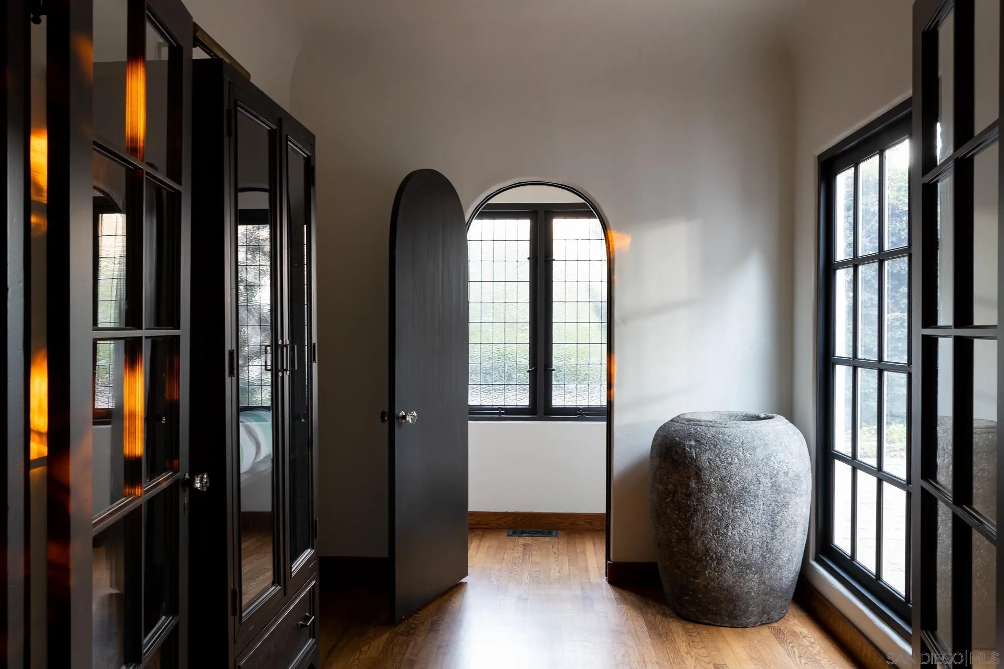 1004 Devonshire Drive San Diego, CA 92107 - Photo 17 of 54 a view of entryway and hall with windows