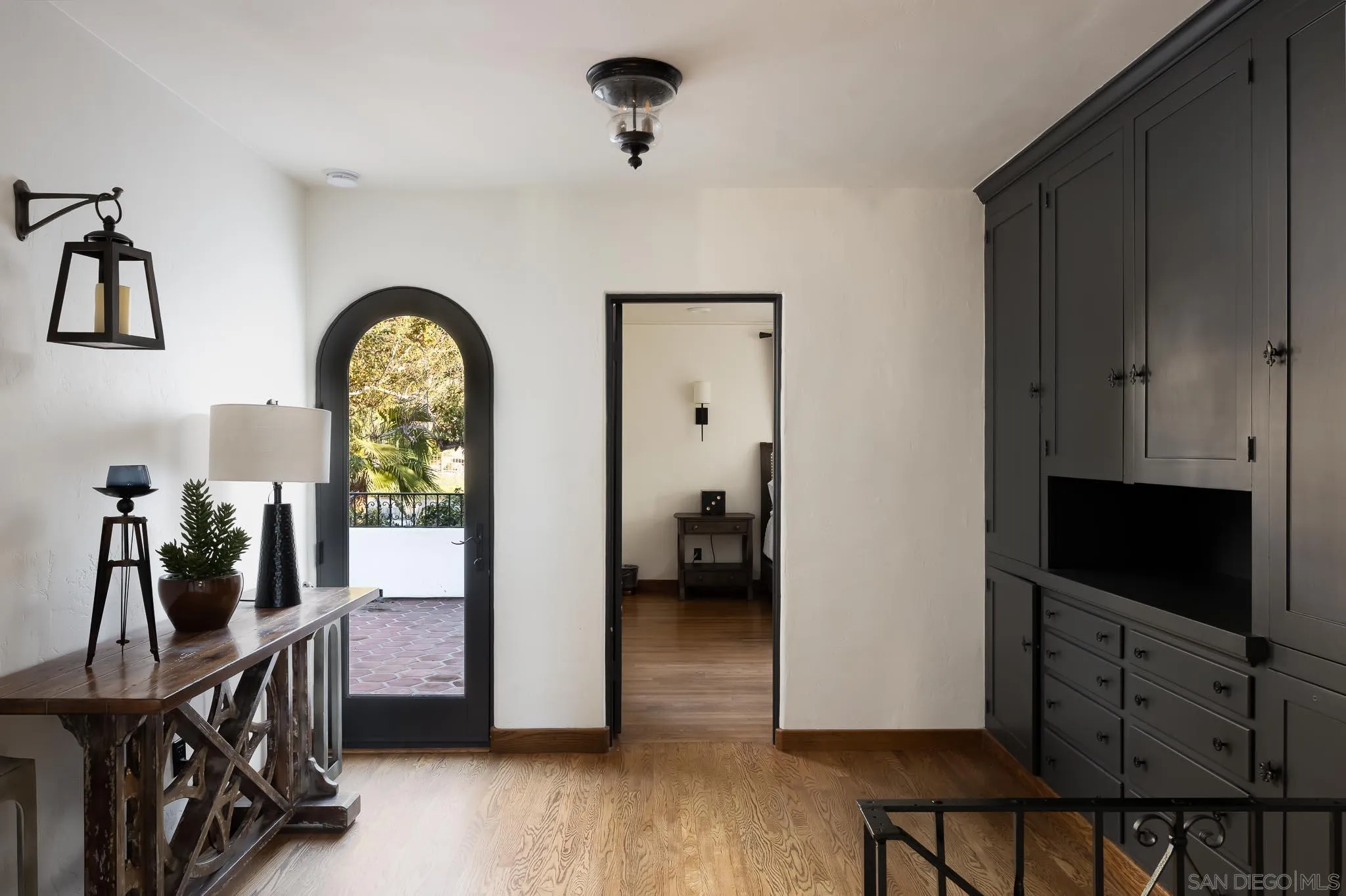1004 Devonshire Drive San Diego, CA 92107 - Photo 22 of 54 a view of an entryway with wooden floor