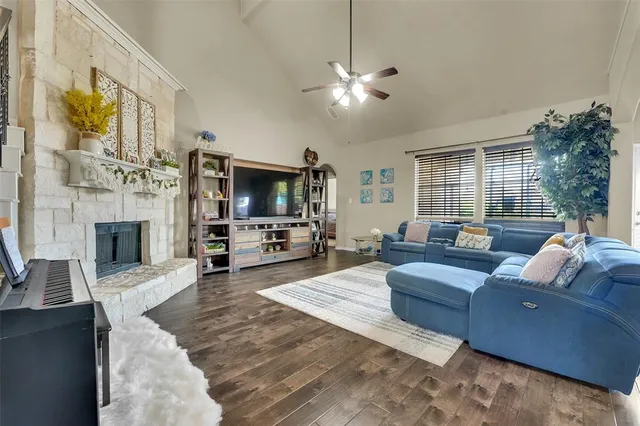 $500,000 | 9505 Chuparosa Drive, Fort Worth, TX 76177