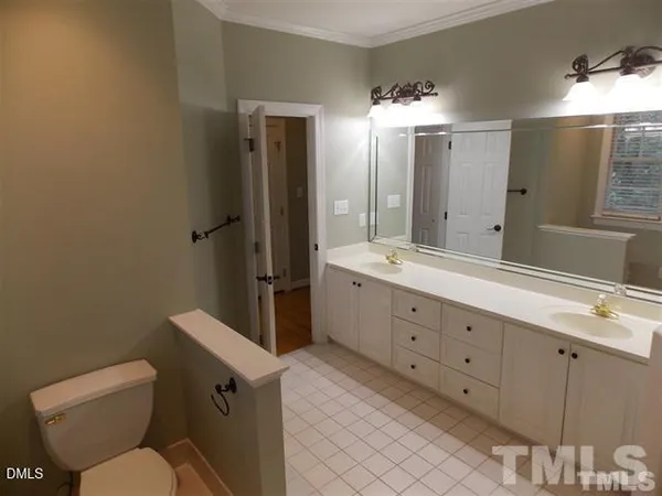 $3,500 | 205 Berry Hill Drive, Raleigh, NC 27615