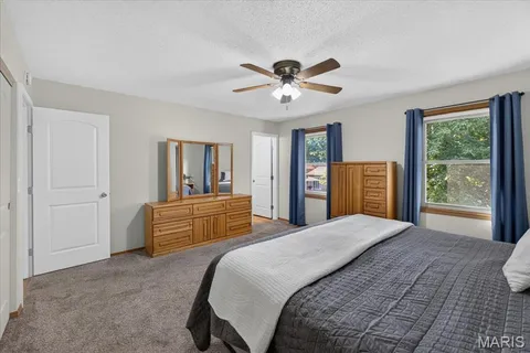 $330,000 | 12120 Jeannette Mary Drive, Maryland Heights, MO 63043