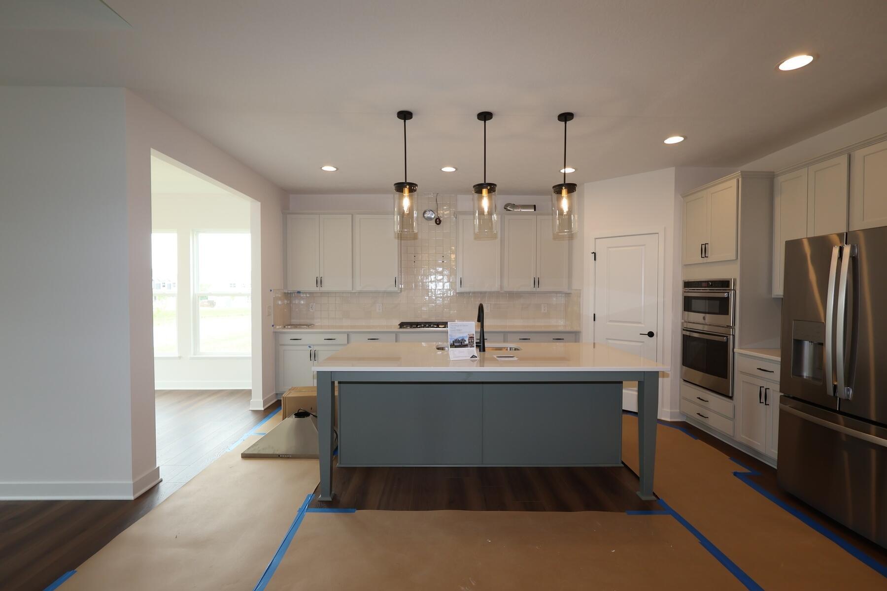 8671 Jenny Road Plain City, OH 43064 - Photo 2 of 20 Kitchen
