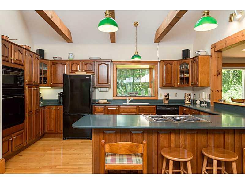 42 Goodwin Road Kittery Point, ME 03905 - Photo 6 of 35 Kitchen. Another view of the kitchen.