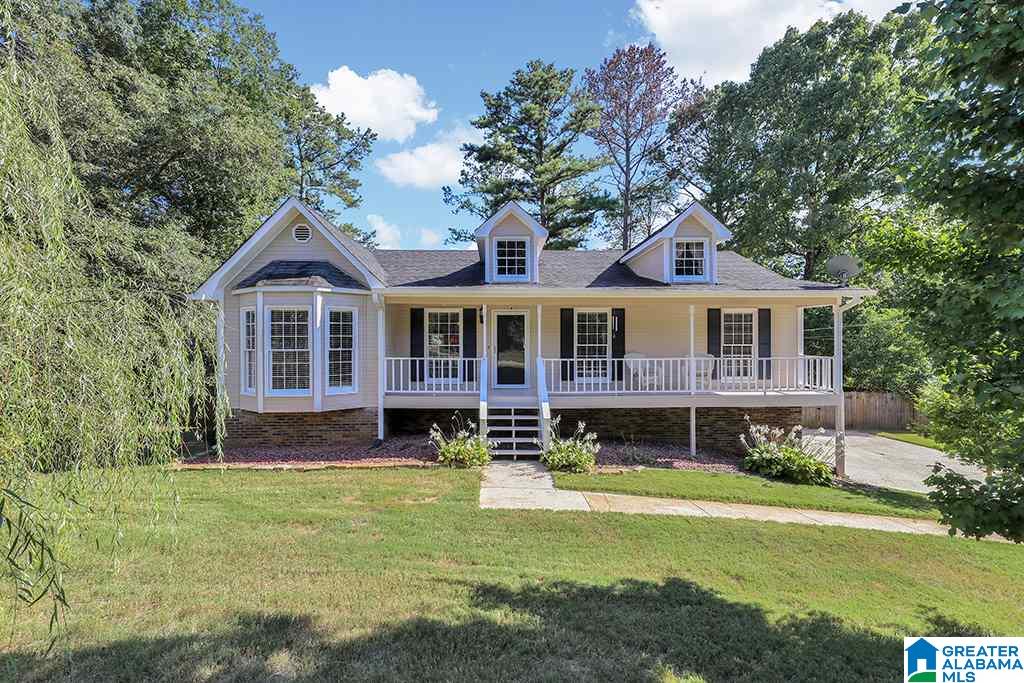 5221 Chestnut Lane Pinson, AL 35126 - Photo 1 of 41
