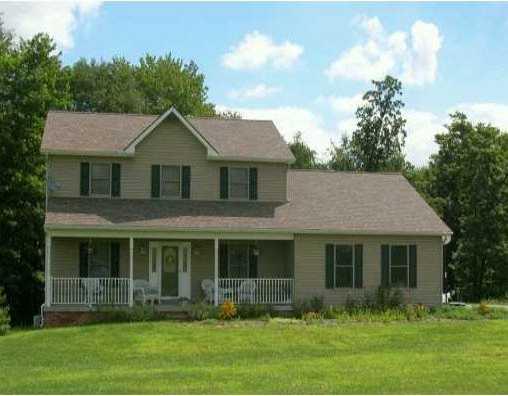 922 Rockdale Road Butler, PA 16002 - Photo 1 of 2 Exterior Front.