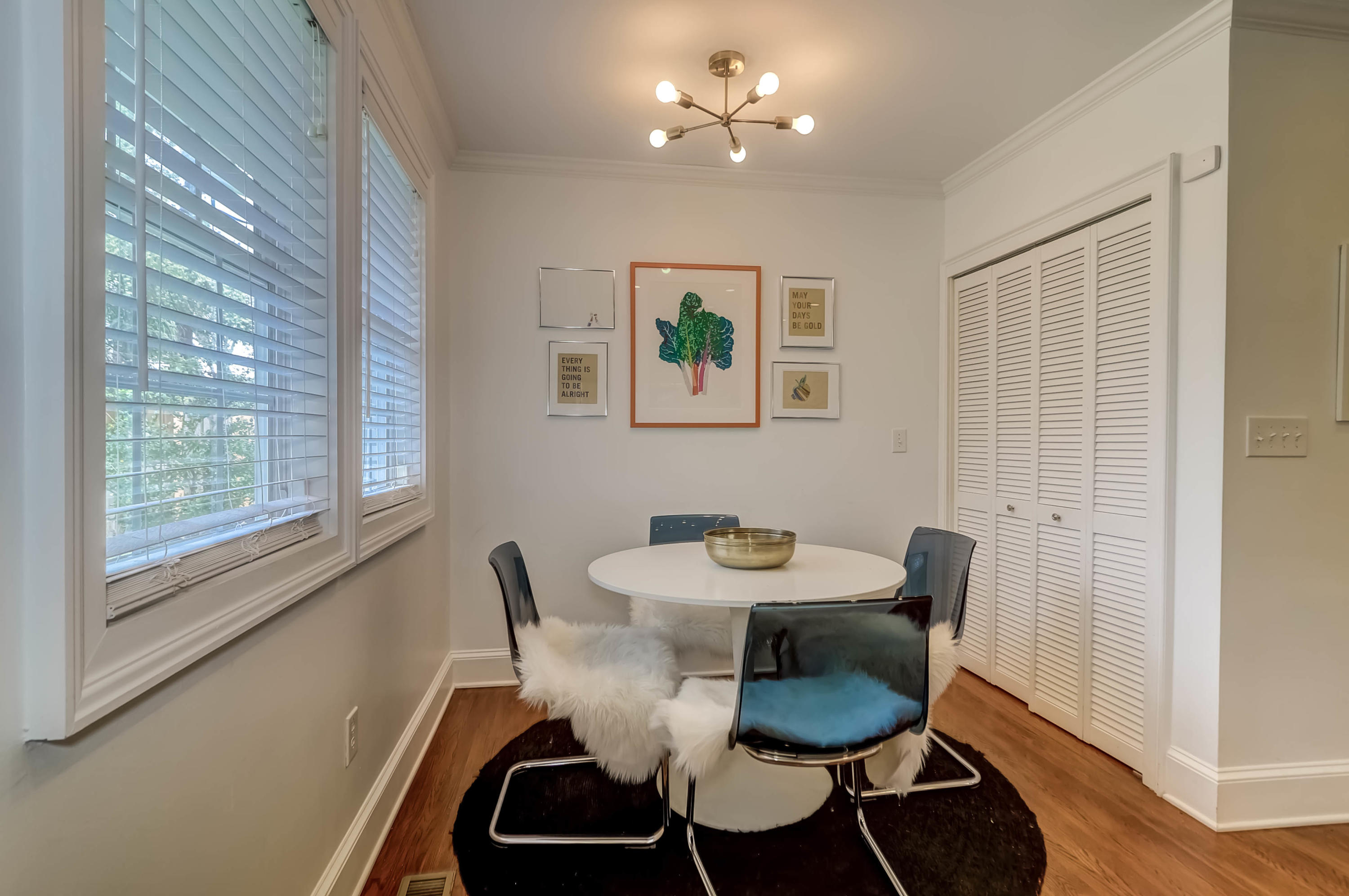 611 Parish Road Charleston, SC 29407 - Photo 16 of 34 Breakfast Area