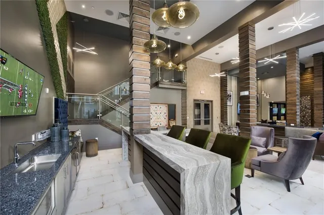 $1,976 | 6919 Peachtree Dunwoody Road, Unit 545, Sandy Springs, GA 30328