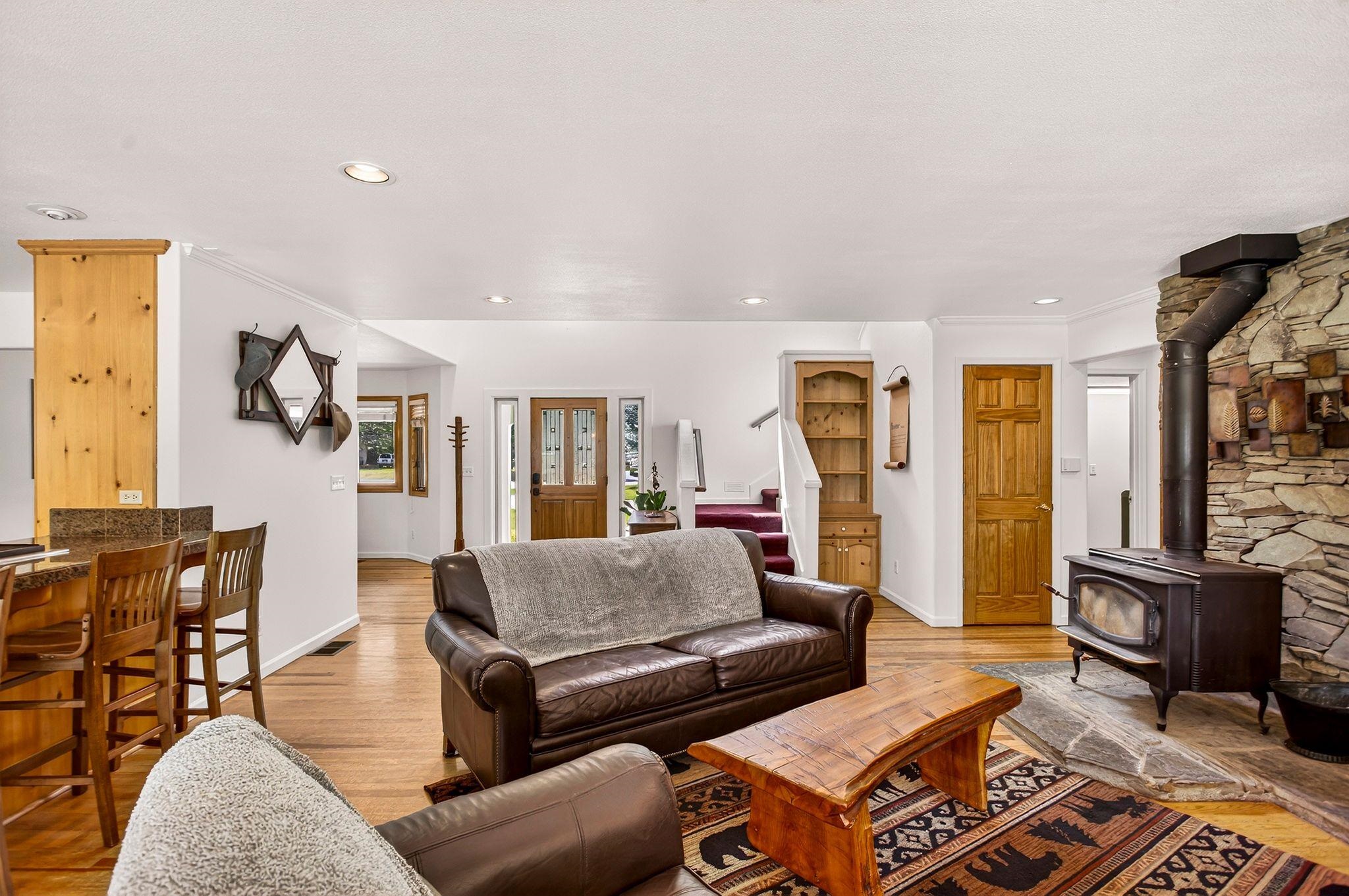 554 Settlers Road Chester, CA 96020 - Photo 10 of 48