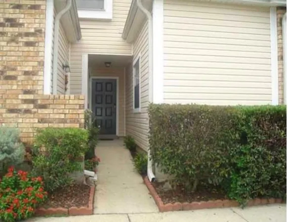 $139,999 | 3320 Timberlane Way Drive, Unit 132, Harvey, LA 70058