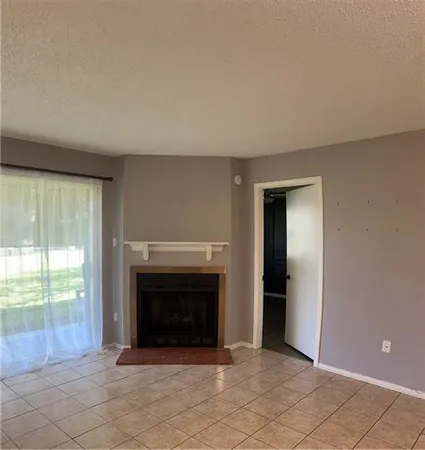 $135,900 | 3320 Timberlane Way Drive, Unit 132, Harvey, LA 70058