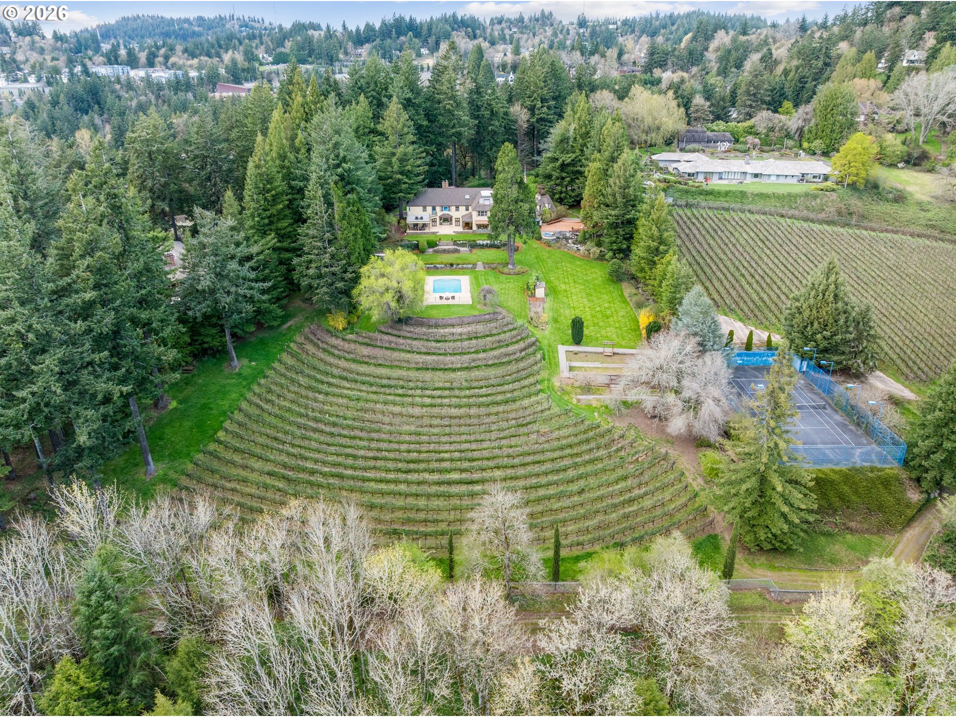 2732 Southwest Scholls Ferry Road Portland, OR 97221 - Photo 3 of 46