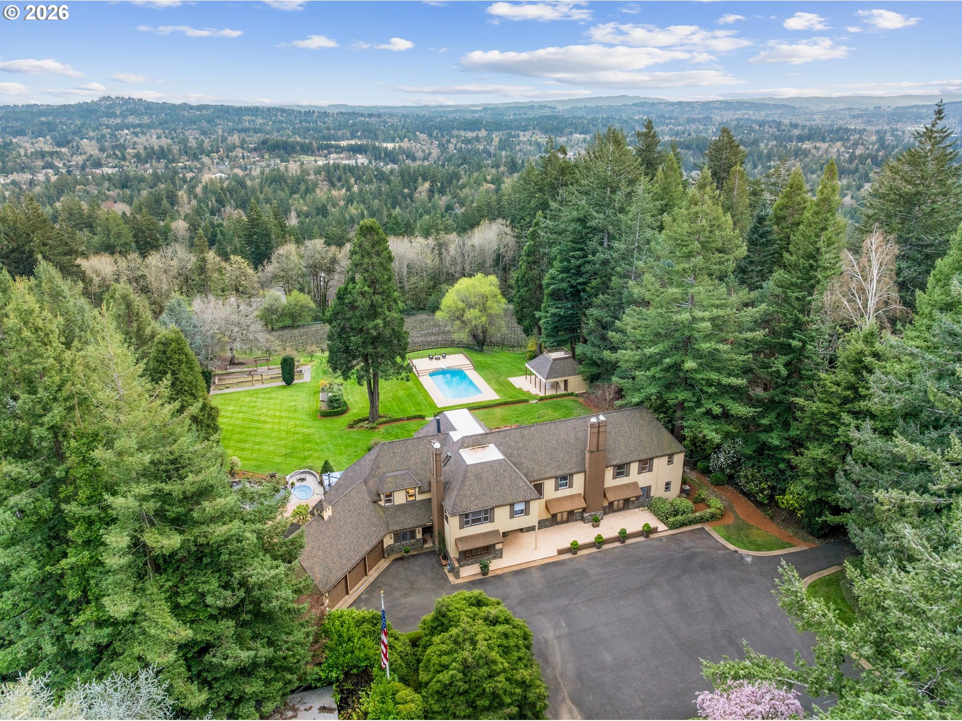 2732 Southwest Scholls Ferry Road Portland, OR 97221 - Photo 7 of 46 an aerial view of a