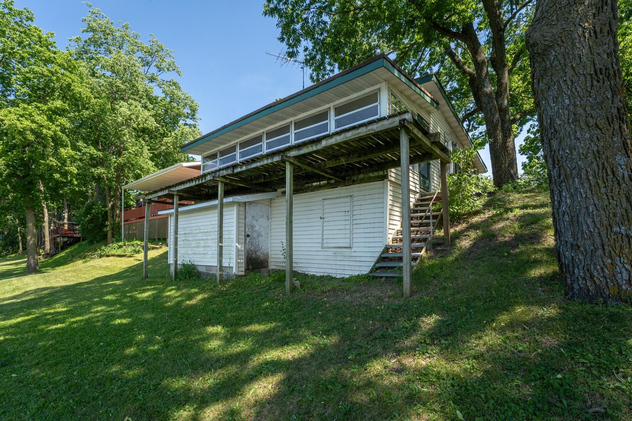 7198 South Rock Nation Road Dixon, IL 61021 - Photo 13 of 40