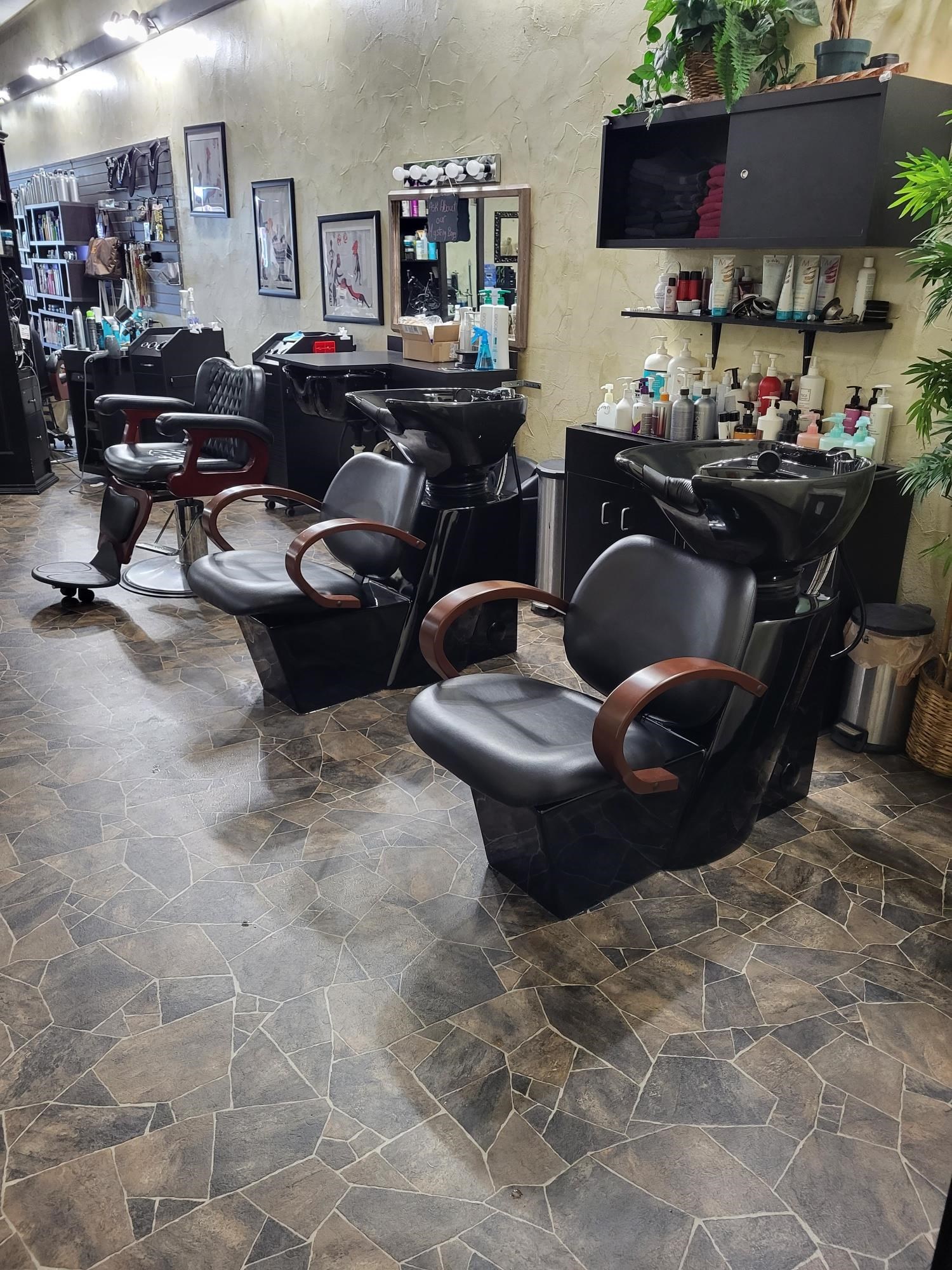 516 Main Street West Ashland, WI 54806 - Photo 3 of 11 Misc room featuring dark stone finish flooring