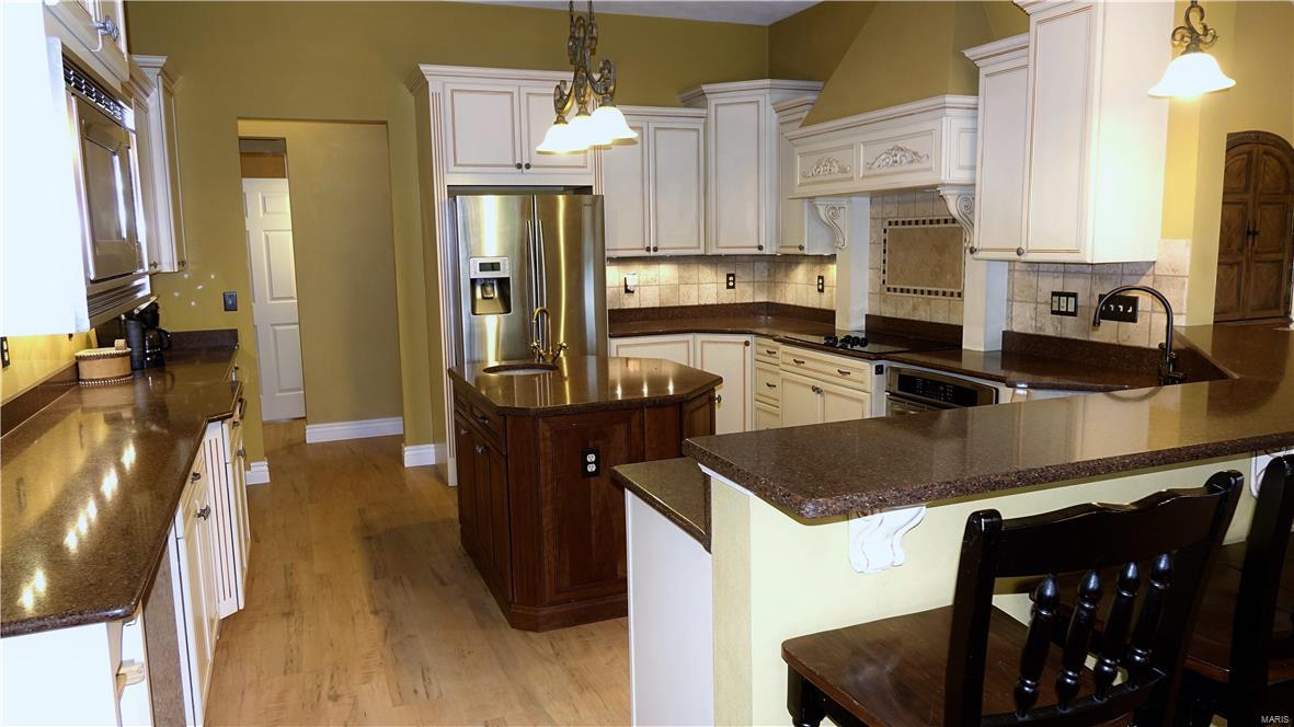 9730 Jefferson Road Mascoutah, IL 62258 - Photo 14 of 63