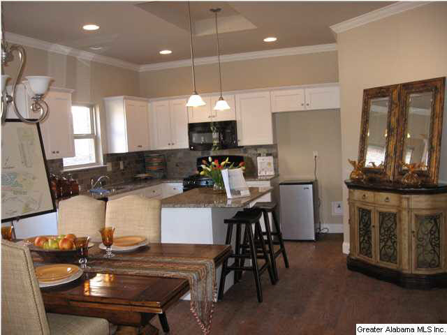 1009 Springfield Drive, Unit 3 Chelsea, AL 35043 - Photo 3 of 14