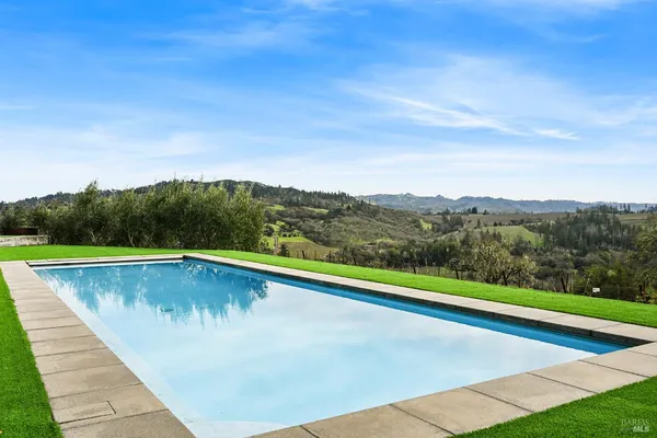 $6,000,000 | 5232 Maacama Ridge Road, Healdsburg, CA 95448