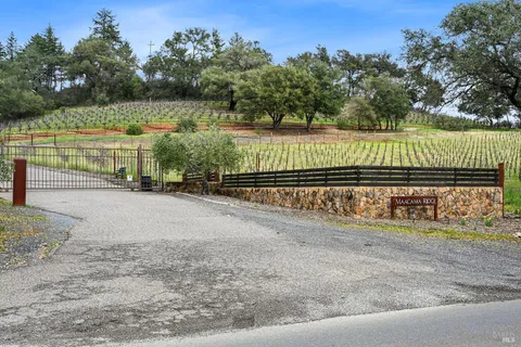 $6,000,000 | 5232 Maacama Ridge Road, Healdsburg, CA 95448