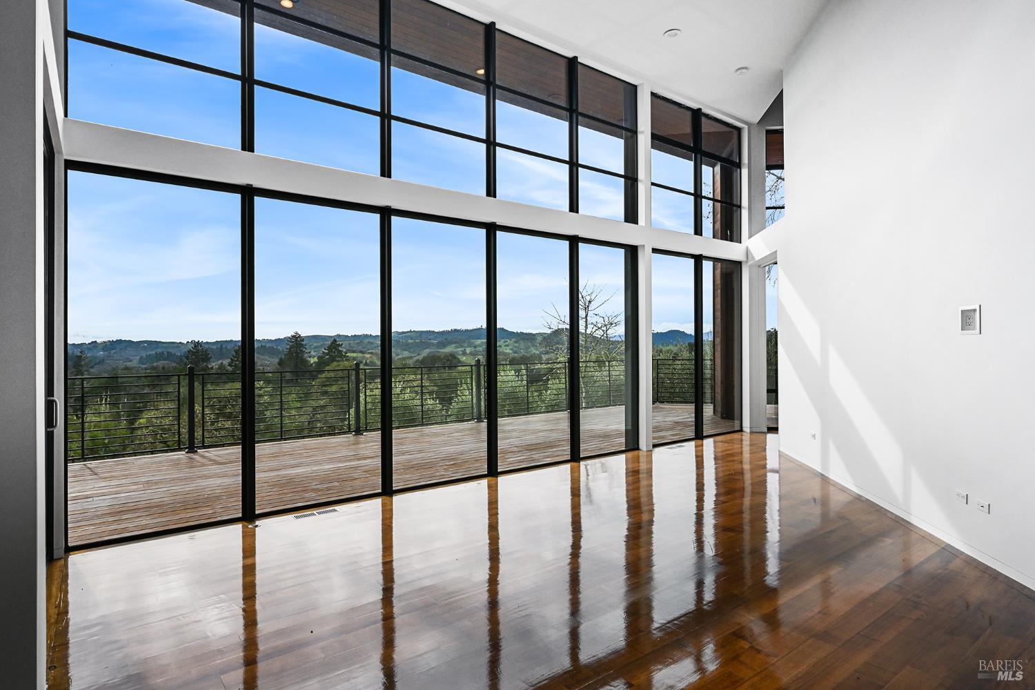 5232 Maacama Ridge Road Healdsburg, CA 95448 - Photo 3 of 20