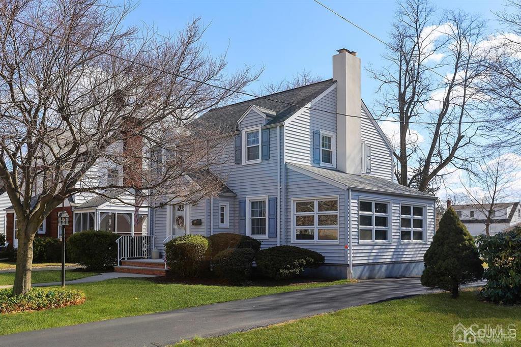 423 4th Street Dunellen, NJ 08812 - Photo 2 of 24 Gallery Image 2