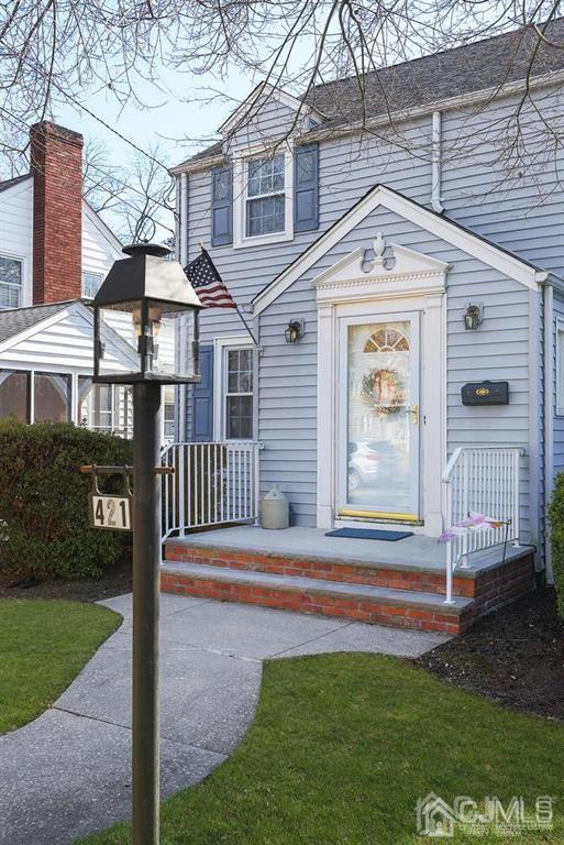 423 4th Street Dunellen, NJ 08812 - Photo 3 of 24 Gallery Image 3