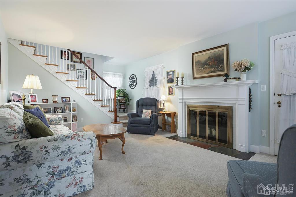 423 4th Street Dunellen, NJ 08812 - Photo 5 of 24 Gallery Image 5
