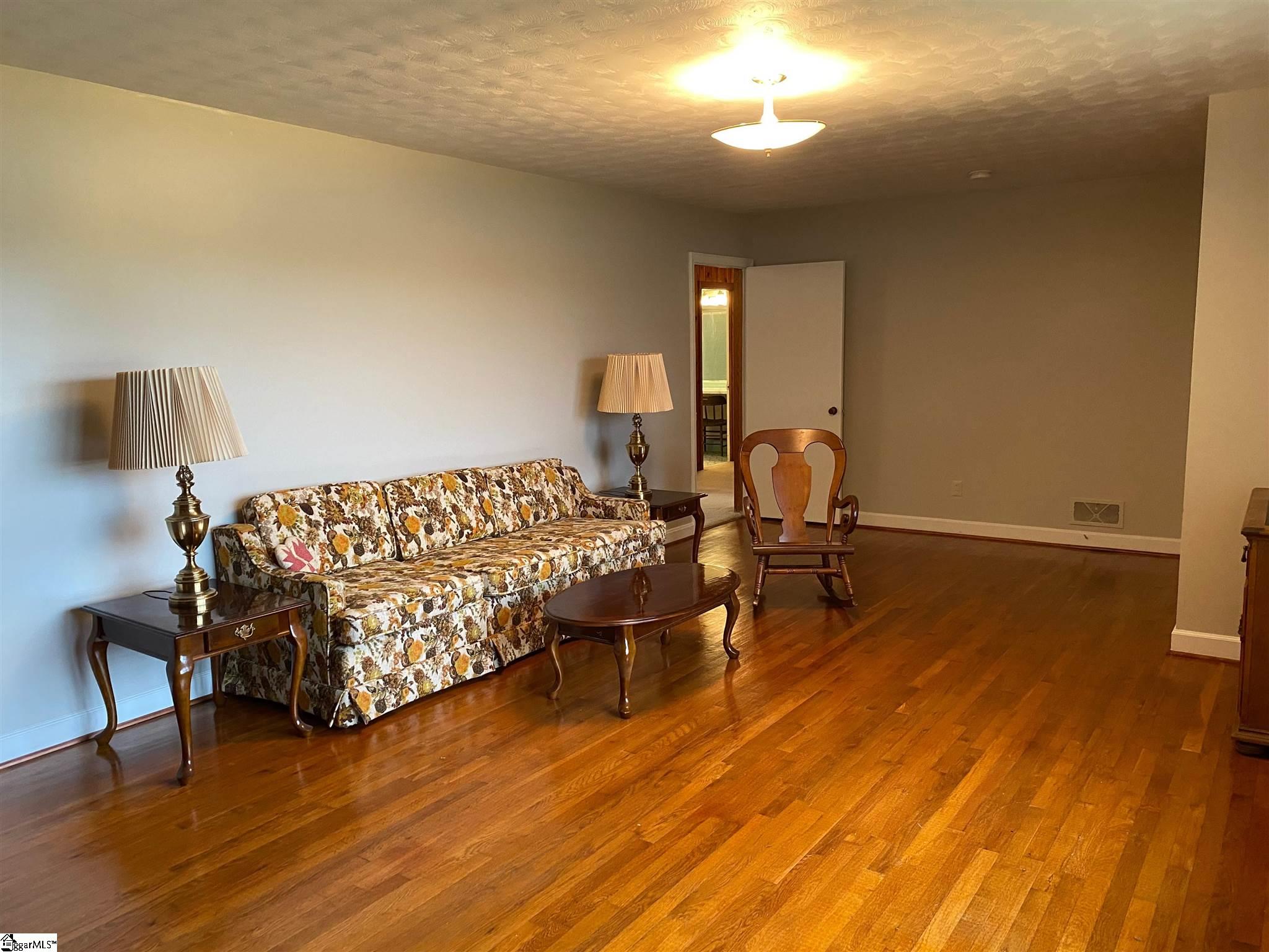 615 Cross Anchor Road Woodruff, SC 29388 - Photo 14 of 28 Gallery Image 14