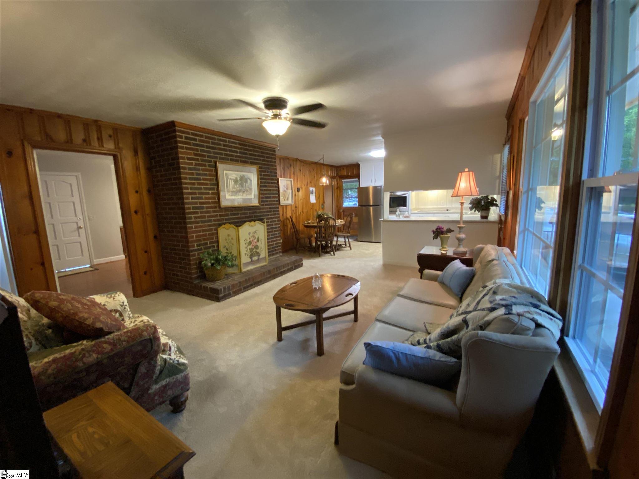 615 Cross Anchor Road Woodruff, SC 29388 - Photo 3 of 28 Gallery Image 3